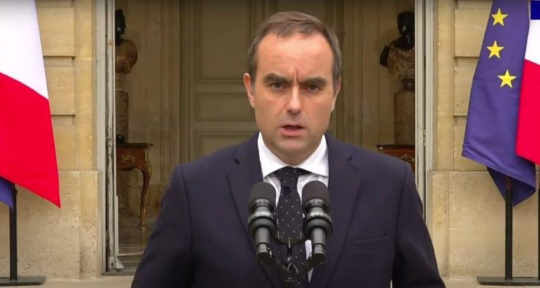 Le gouvernement mise sur 100 000 véhicules électriques