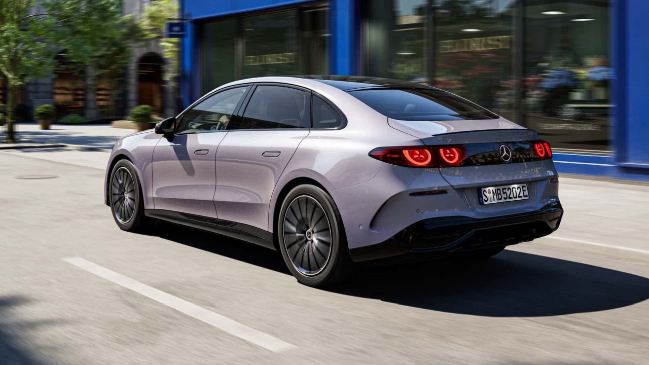 Mercedes lanza su C-Class el&eacute;ctrico con 482 hp