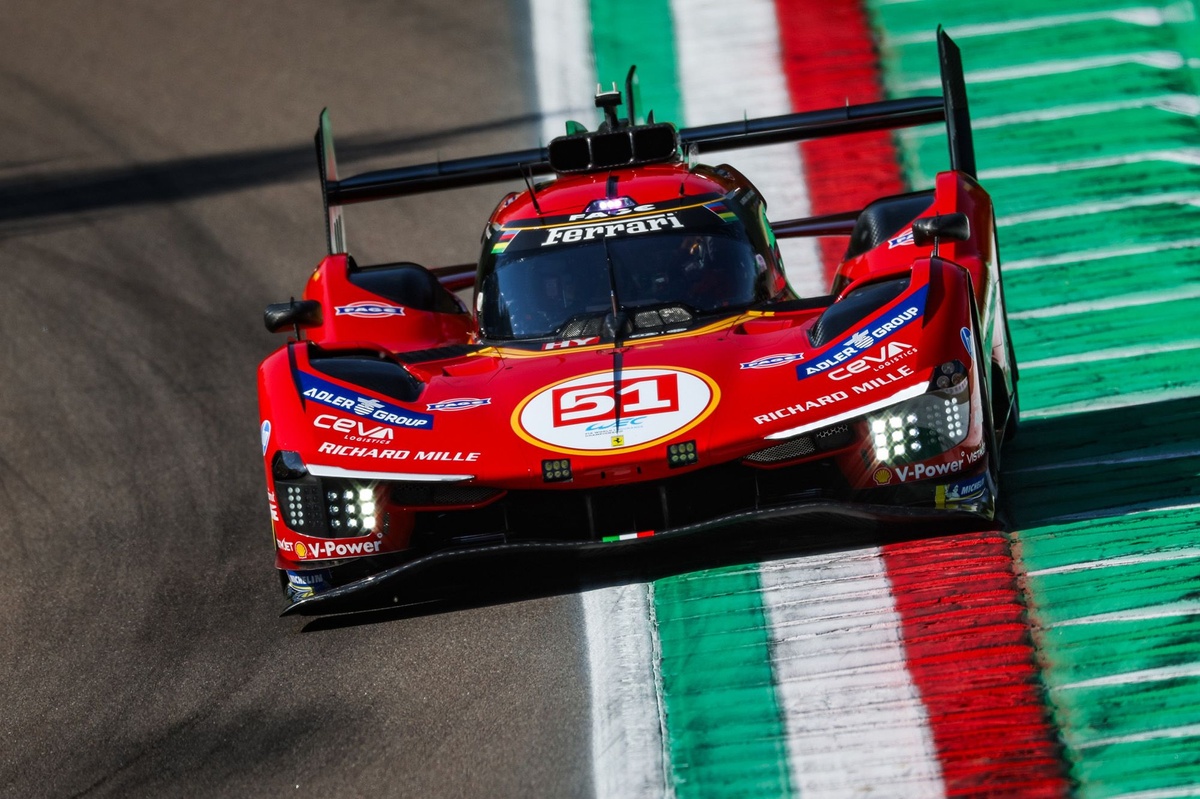 Ferrari s’empare de la pole face à Toyota à Imola