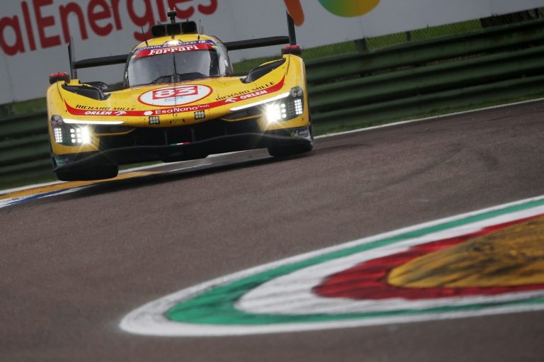 Ferrari s’impose encore à Imola, la concurrence peinera