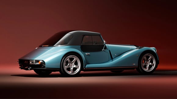 Cette Morgan Supersport 400 partage son moteur avec le BMW X5 hybride et la Toyota Supra ! &copy; Morgan