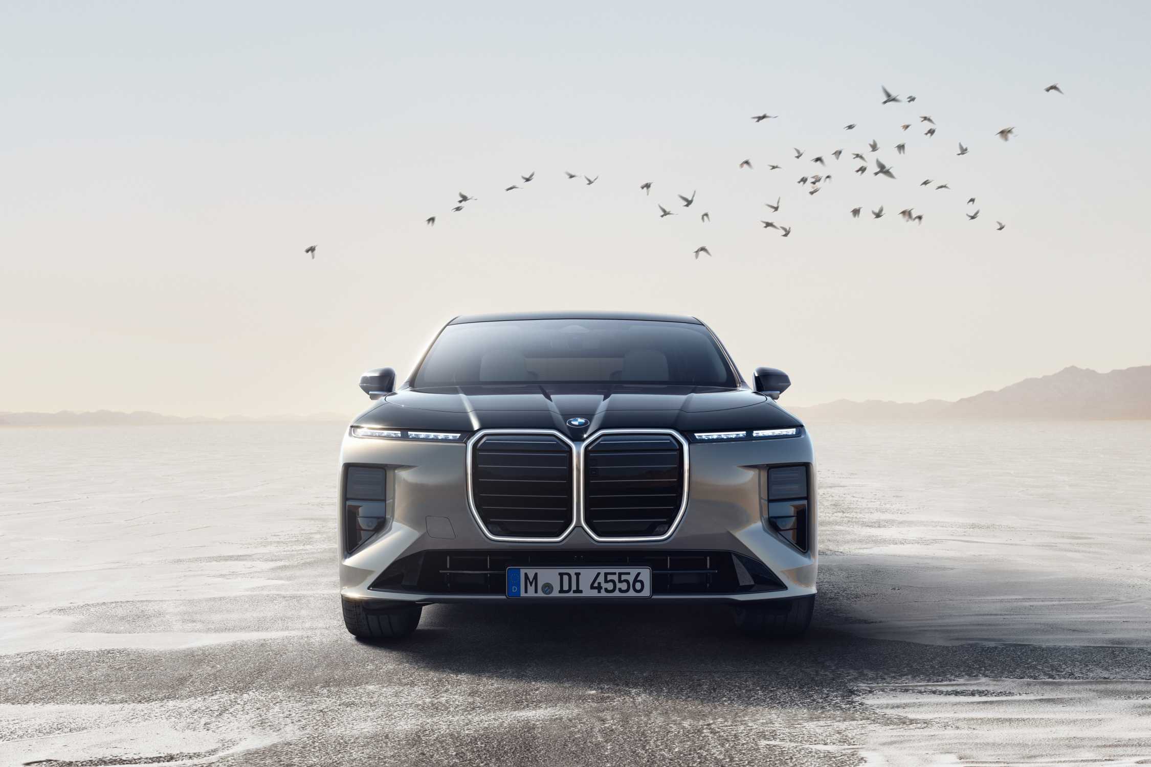 BMW 7 Series overhaul brings Neue Klasse tech before the next generation