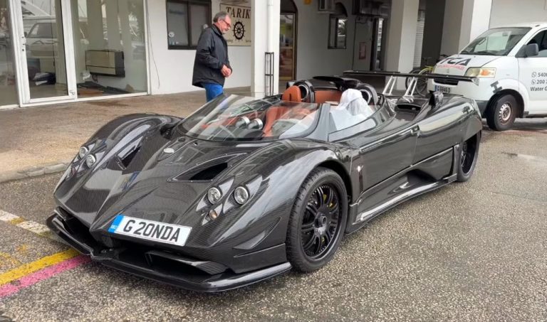 La Pagani Zonda HP Barchetta fait sensation à Gibraltar