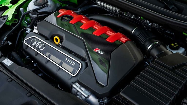 Audi mise sur l’hybridation du cinq-cylindres