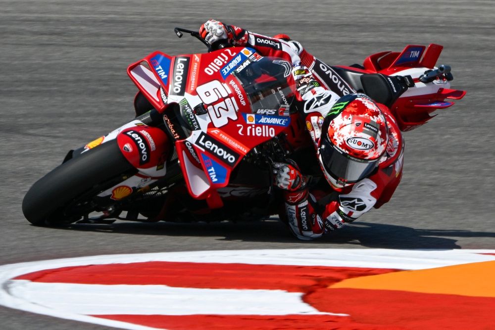 Ducati hunts answers as M&aacute;rquez muddies the picture