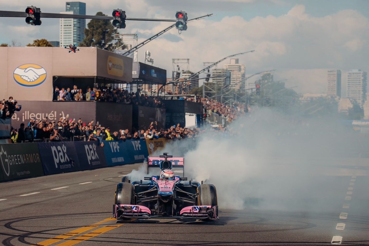 Franco Colapinto enflamme Buenos Aires : un appel vibrant à la F1