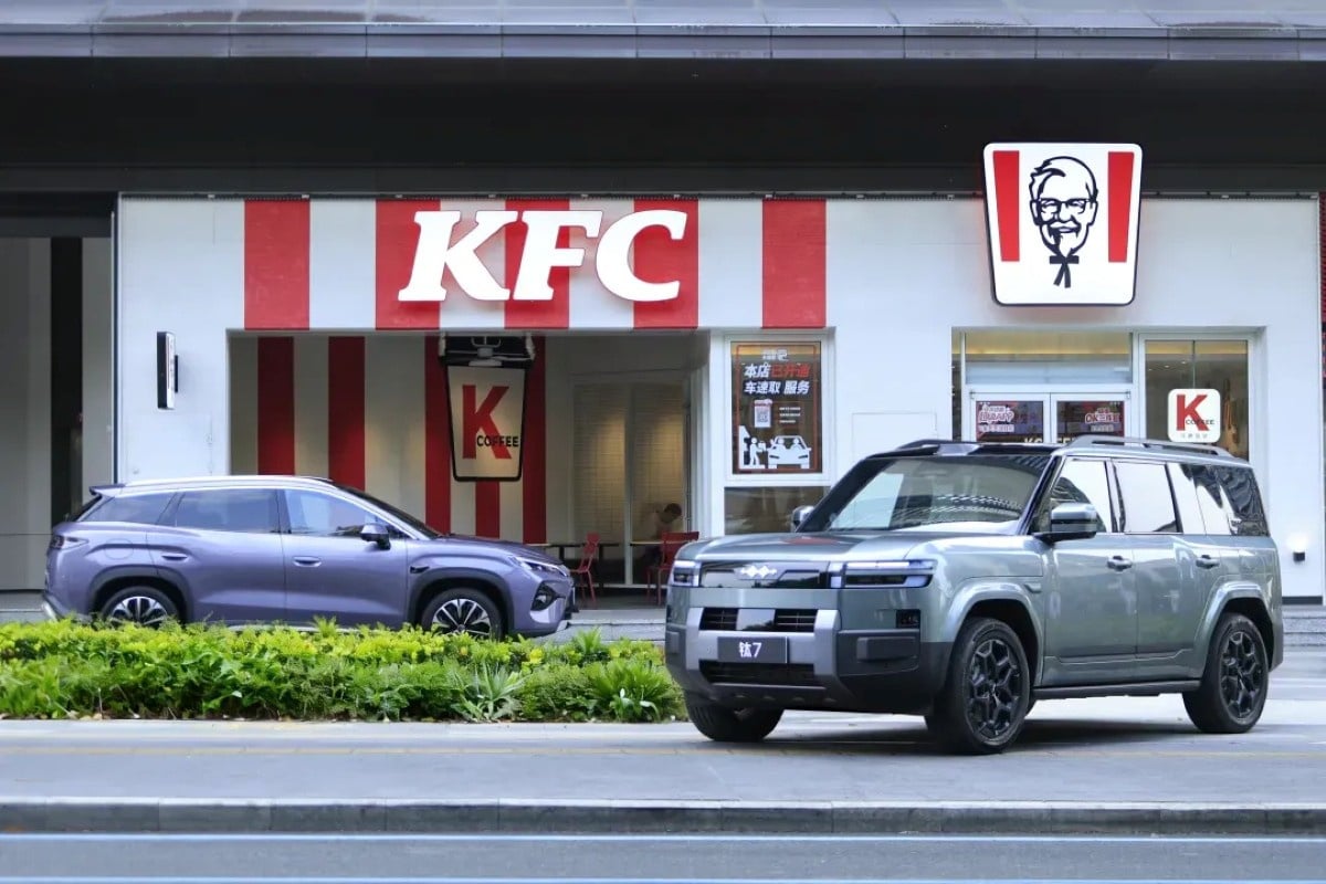 BYD charge vos batteries pendant votre KFC
