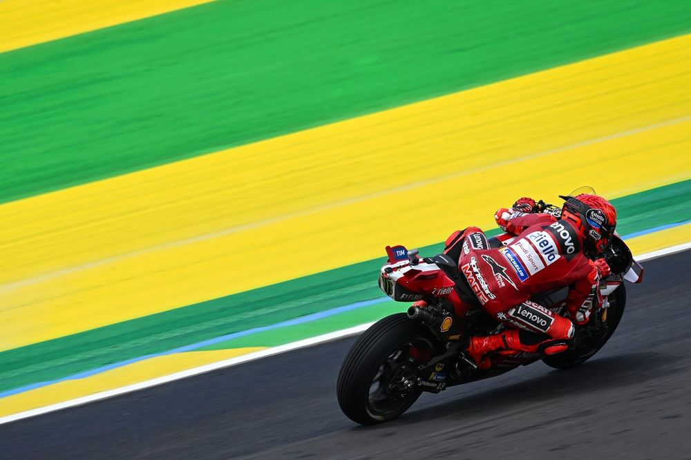 Ducati hunts answers as M&aacute;rquez muddies the picture