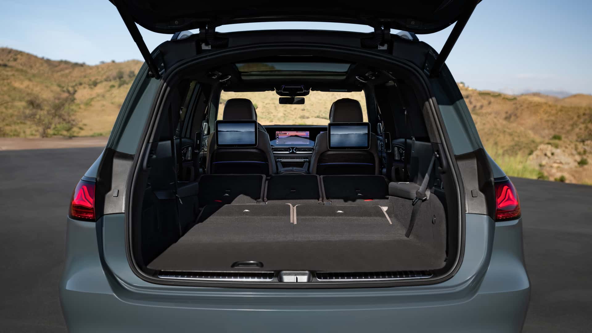 2026 Mercedes GLS: Luxury Meets Advanced Tech