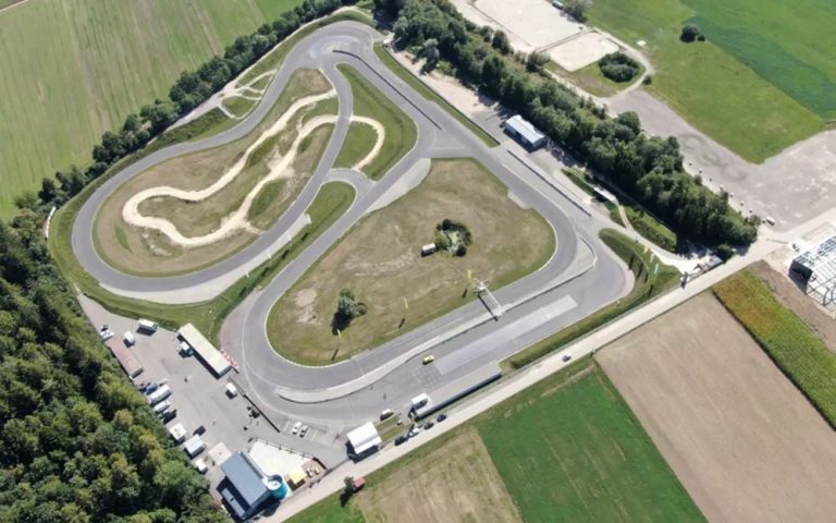 Suisse : la course automobile fait son grand retour après 71 ans d’interdiction
