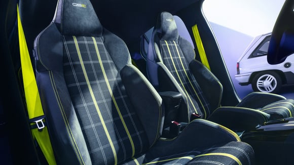 L'Opel Corsa GSE dispose d'une sellerie spéciale. © Opel