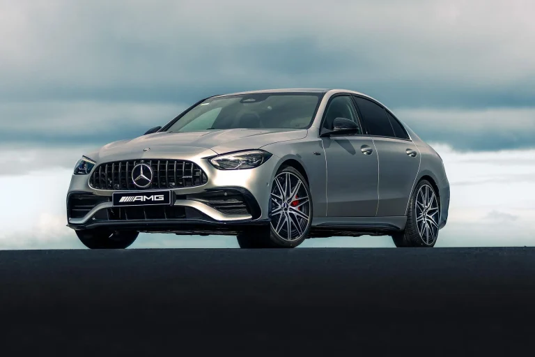Mercedes-AMG C43 Edition R+ muscle la dotation sans gonfler le prix