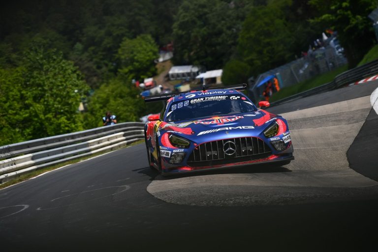 24H Nürburgring : Verstappen se qualifie in extremis pour la pole, Yelloly sur l’Audi Abt en pole