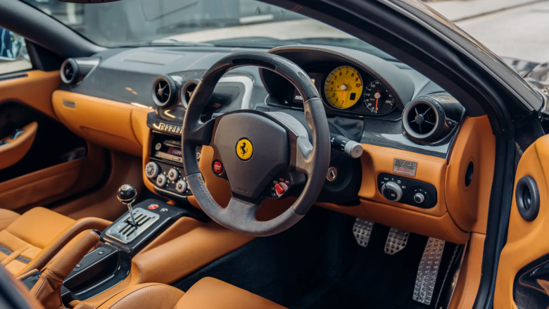 Ferrari : l’embrayage sans câble, un retour aux sources pour les puristes ?
