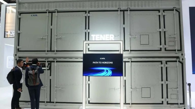 CATL mise 400 millions sur la sécurité des batteries géantes