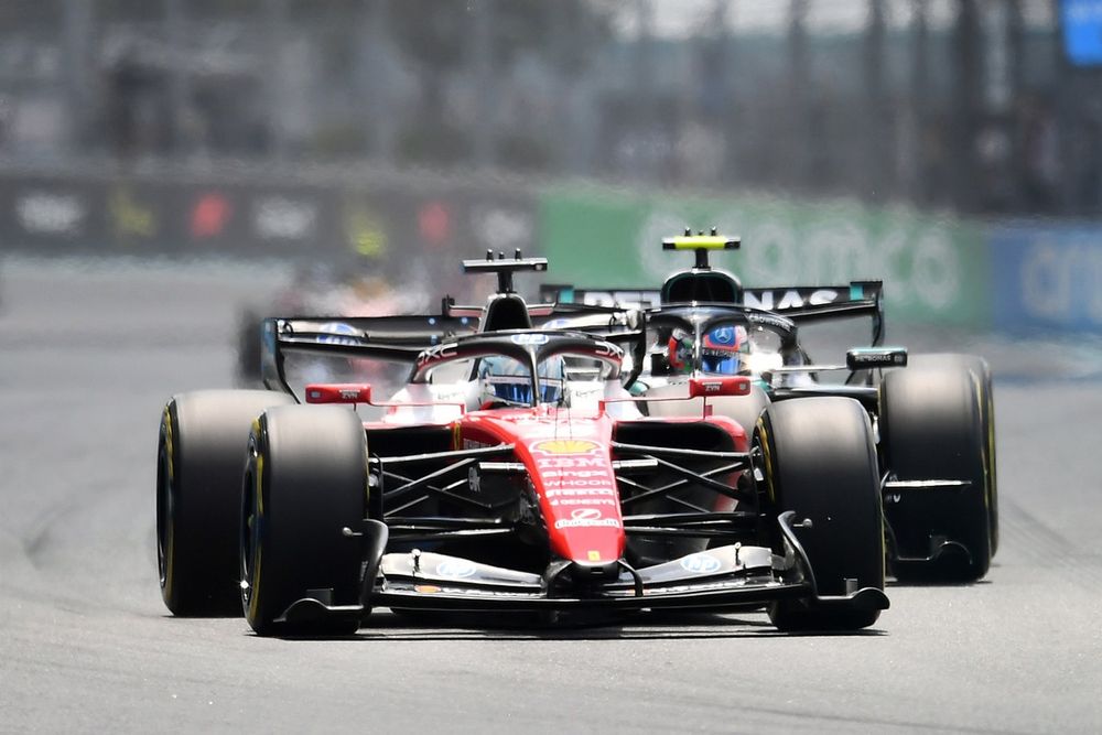 Mercedes asume el error de Antonelli y revela que va por detr&aacute;s en Miami