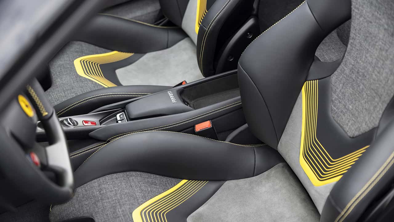 Ferrari HC 25