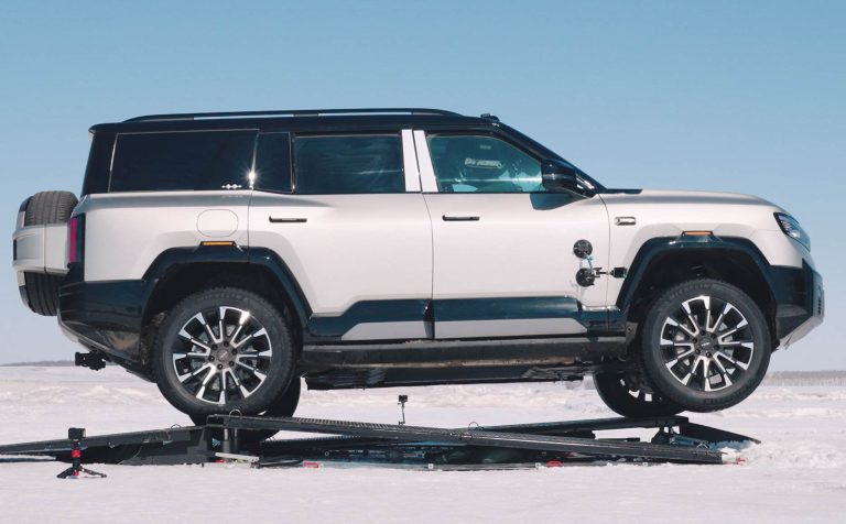 Suspensions intelligentes : les SUV chinois jouent la carte du spectaculaire