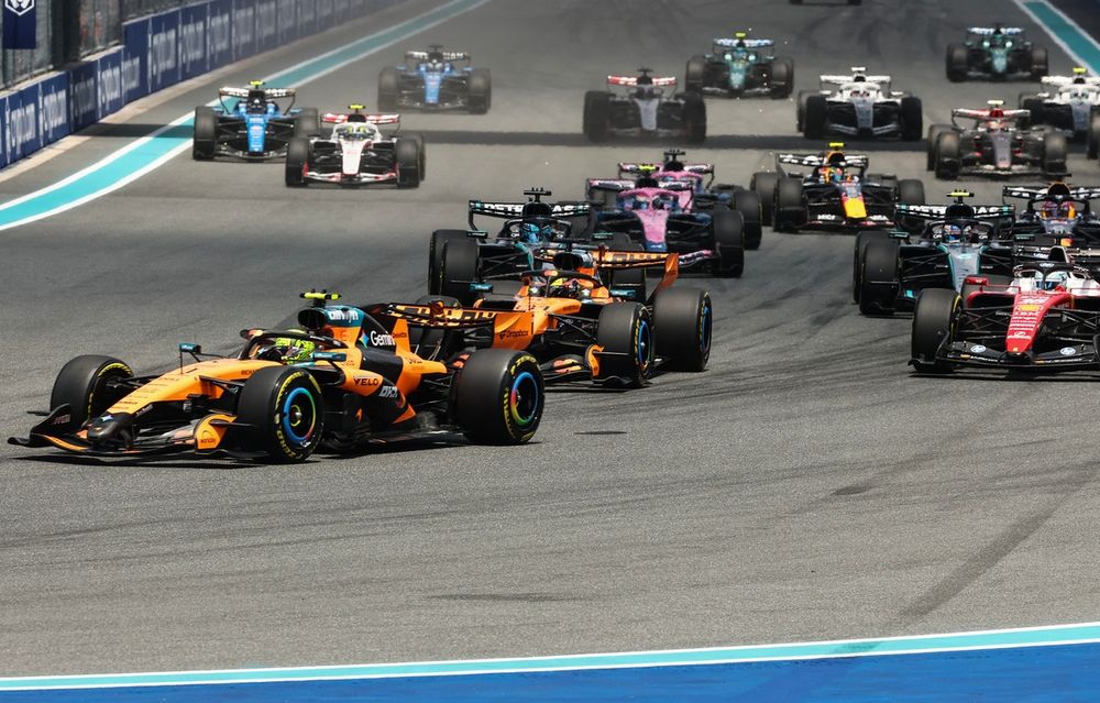 McLaren в Майами оформила дубль, а дуэль Verstappen и Hamilton стала главным эпизодом спринта