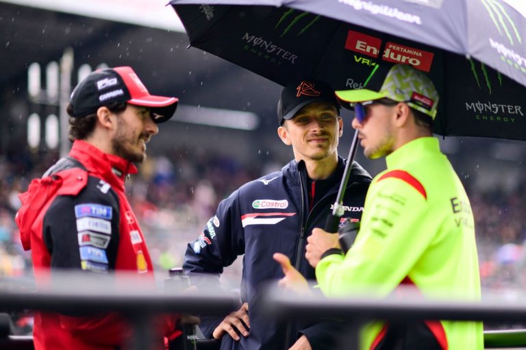 MotoGP : Pourquoi les pilotes peinent à former une association unie ?