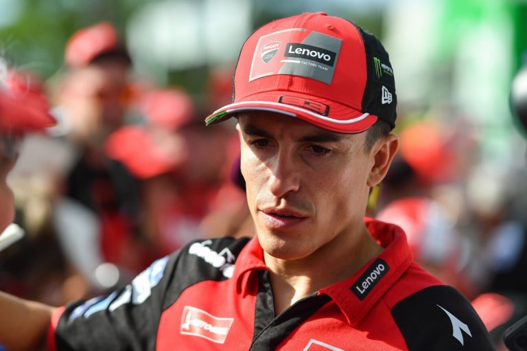 Blessures cachées : Marc Márquez avoue piloter avec un « bras et demi