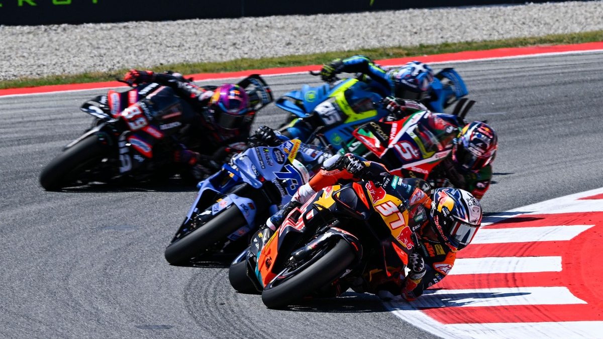 MotoGP Barcelone : Acosta s’interroge sur son manque de mordant initial