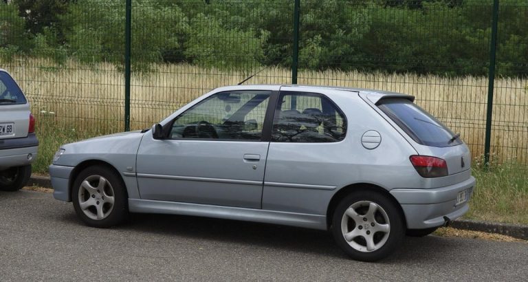 Clermont-Ferrand : le faux vol de sa Peugeot 306 lui coûte cher