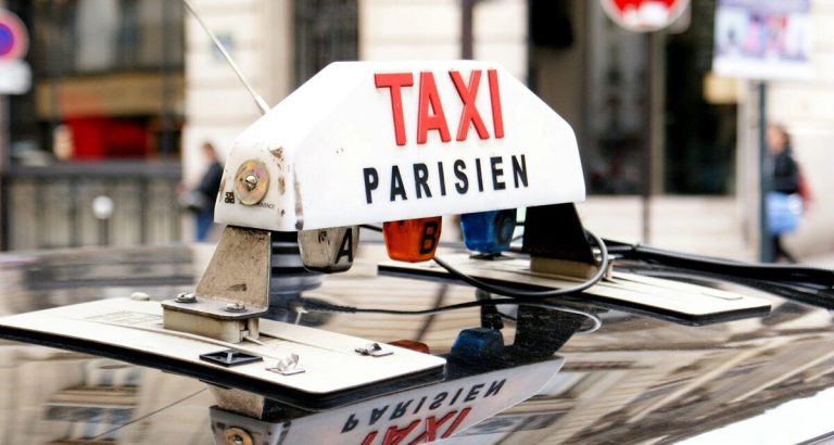 Paris : l’arnaque aux faux tarifs qui a piégé des dizaines de touristes en taxi