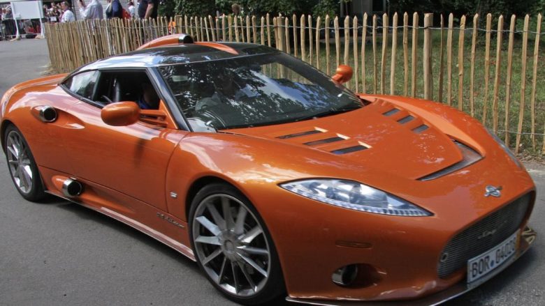 Spyker C8 : cette supercar rouge s’arrache à prix d’or
