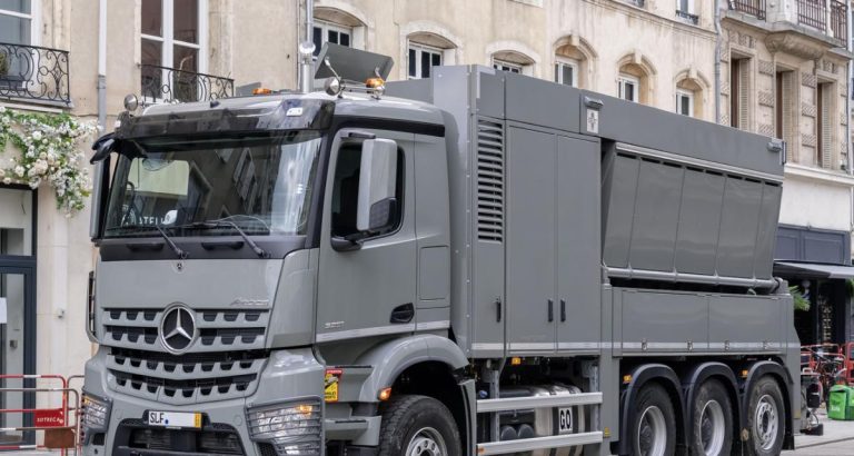 Châtellerault : des camions-bennes vendus aux enchères, mais pas pour tout le monde