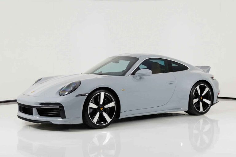 Porsche 911 Sport Classic : une rareté à prix d’or sur le marché
