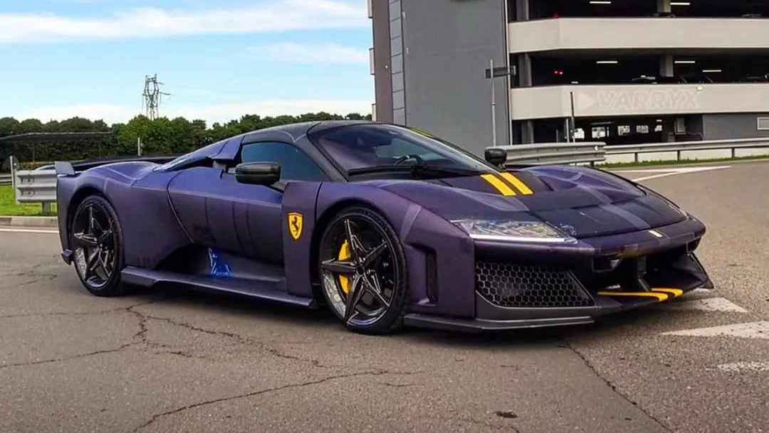 Pierwsze Ferrari F80 w Czechach. Wściekły kolor i pakiet karbonu