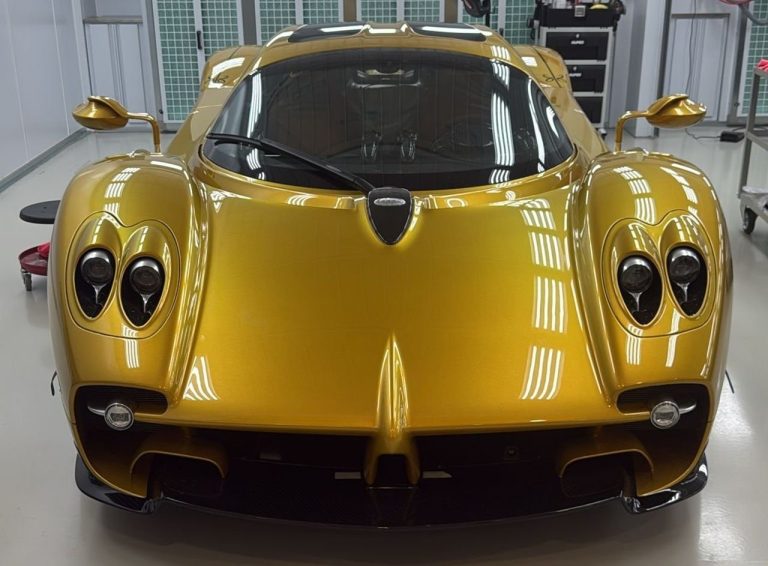 Pagani Utopia : un collector américain y ajoute de la poussière de Lune et de l’Or