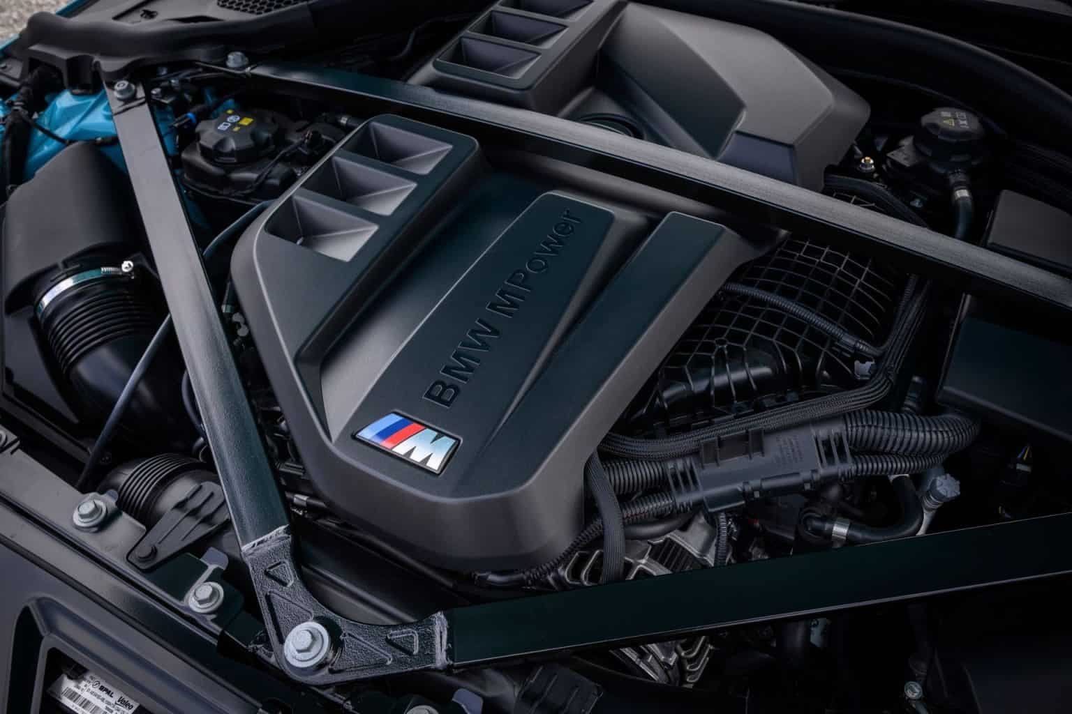 BMW M2 xDrive: полный привод и спорные решения для купе image 2