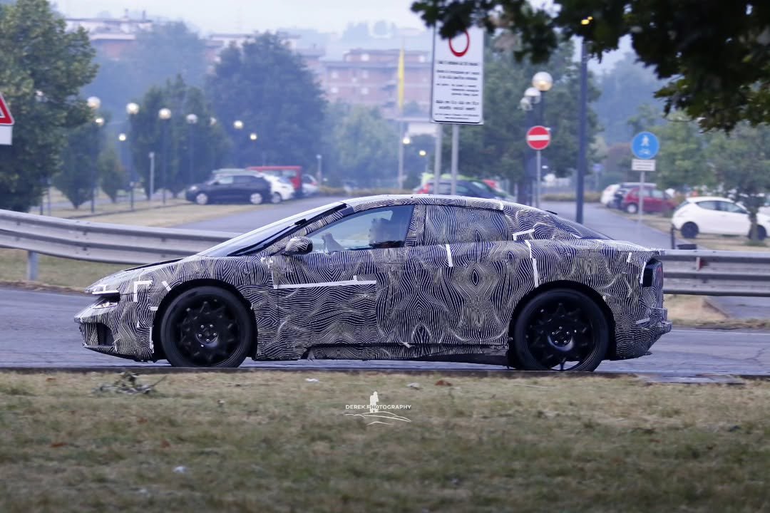 Ferrari Luce: последние штрихи перед электрическим будущим?