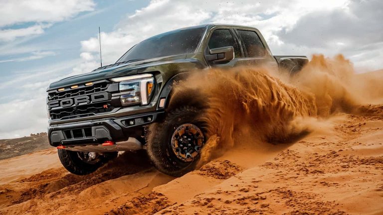 Le Ford F-150 Raptor R débarque en Europe : 730 ch, 159 000 €, et une disponibilité très limitée