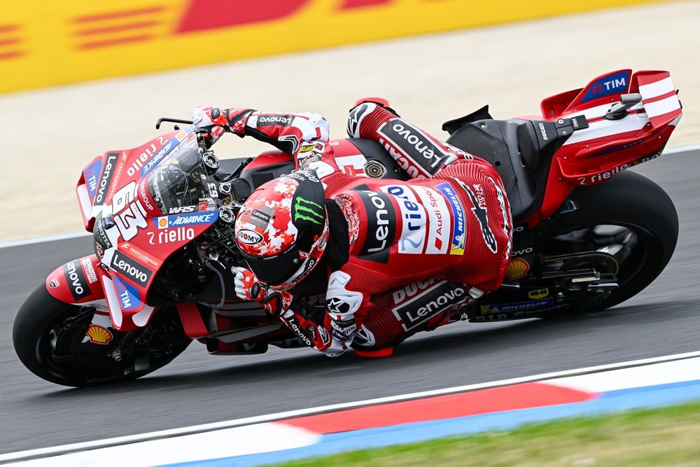Pecco Bagnaia sent des progrès sur la Ducati, malgré ses difficultés.