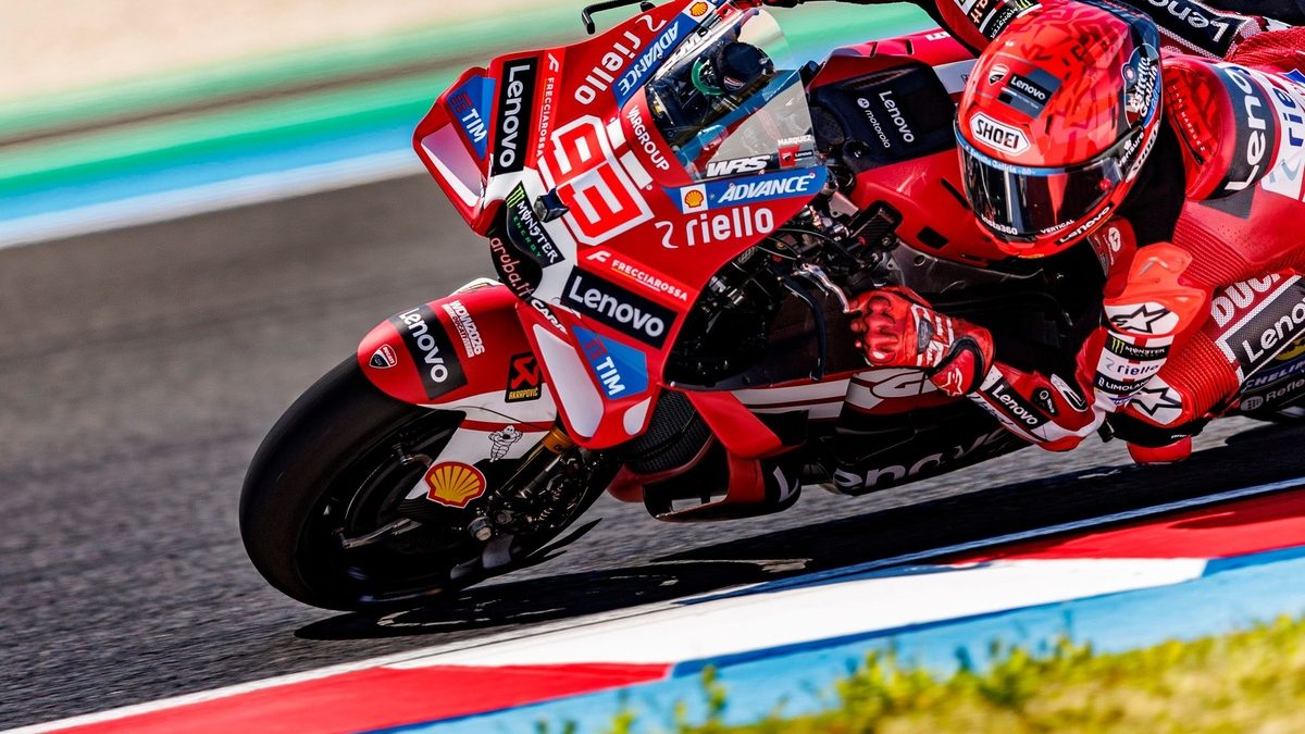 MotoGP : Marc Márquez renoue avec la victoire après un duel intense