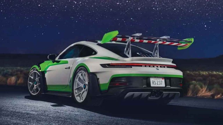 Porsche 911: le icone di Toy Story rivivono per beneficenza