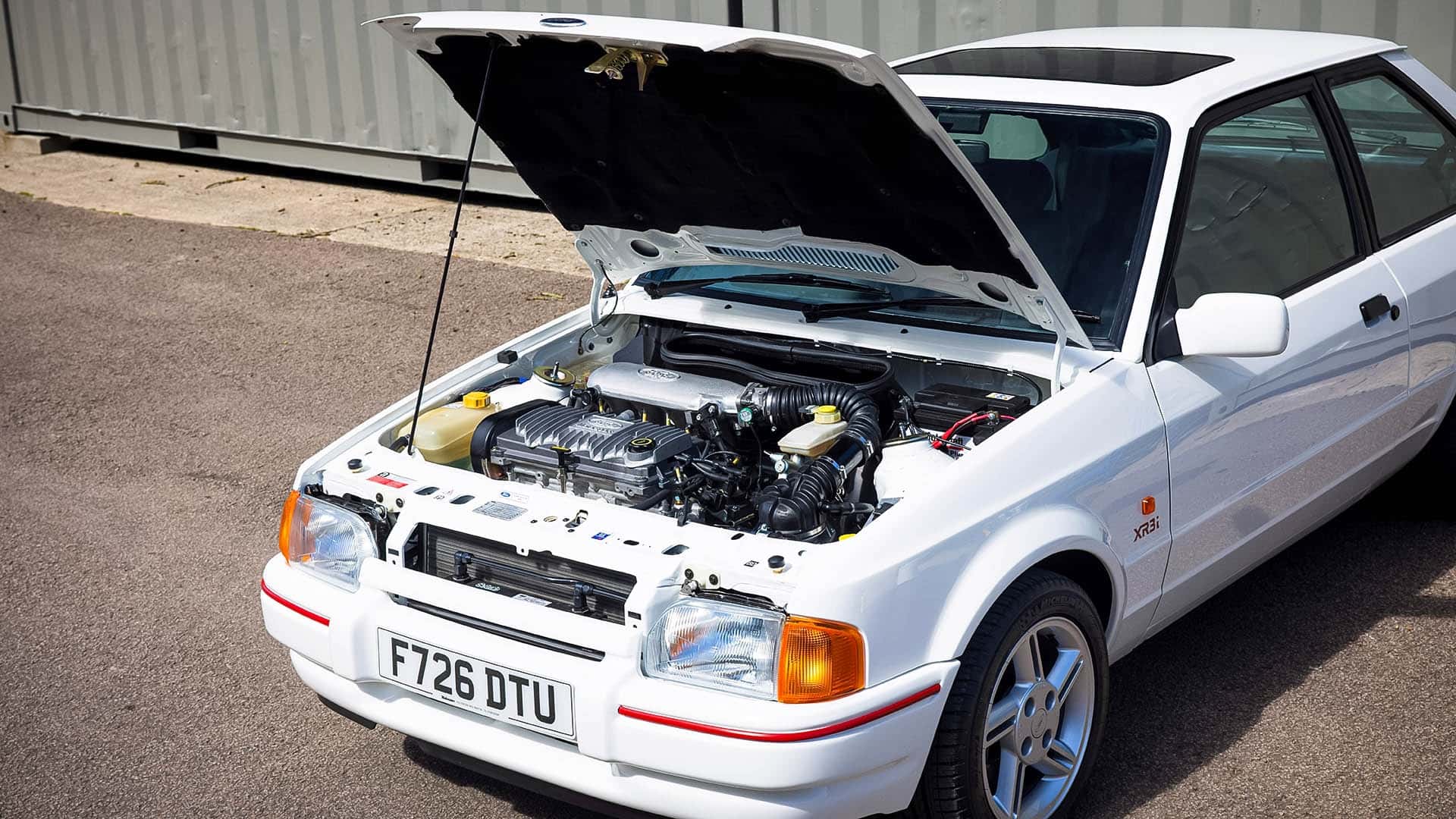 Tolman Reimagines the 80s Ford Escort XR3i with Modern Performance image 9