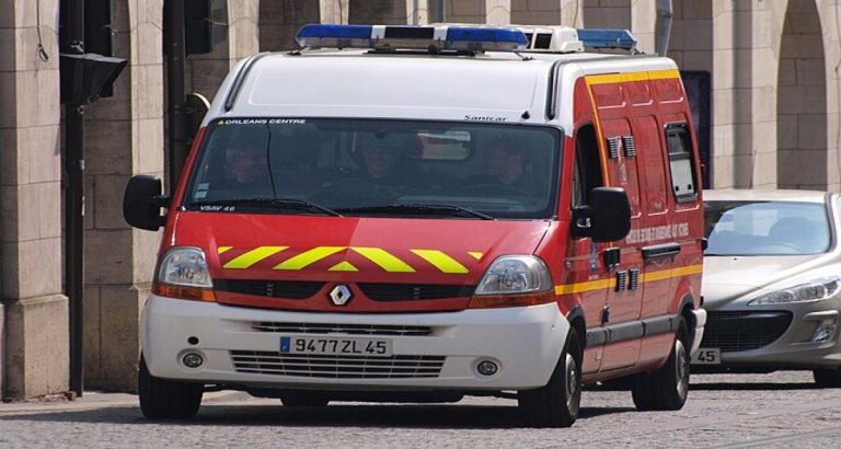 Drame à Villeneuve-le-Roi : une étudiante fauchée par la moto d’un ami après ses examens