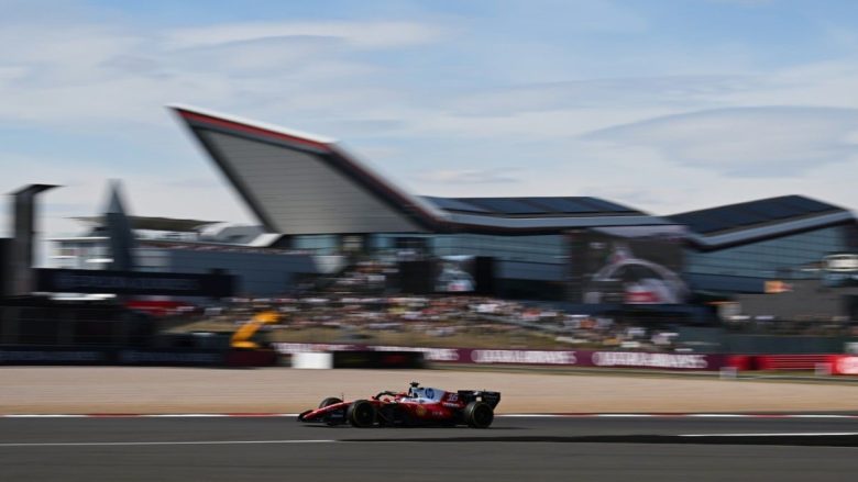 F1 : Leclerc renoue avec la victoire en Grande-Bretagne, Russell et Hamilton sur le podium