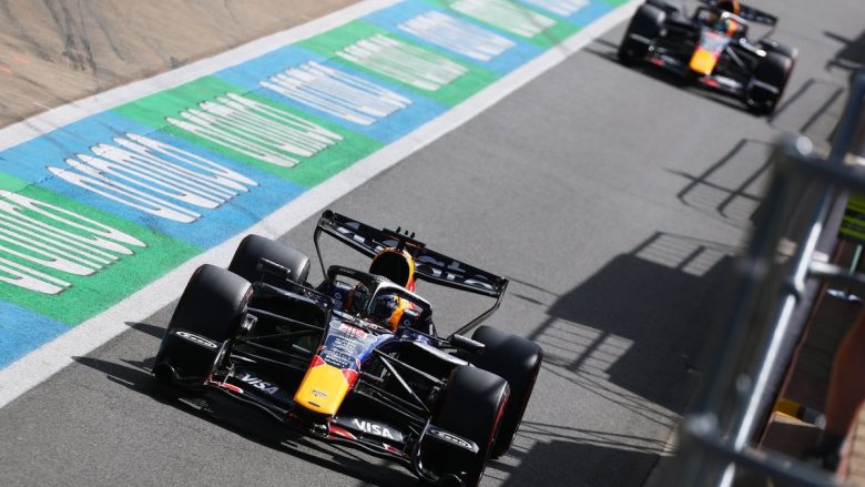 F1 : Verstappen dénonce une Red Bull « embarrassante » et redoute la pitlane