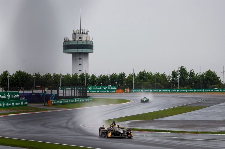 Formule E : DS Penske se réveille sous la pluie de Shanghai